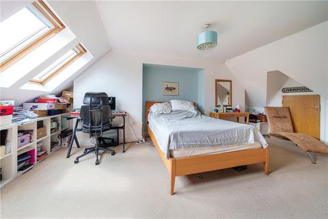 6 Rawlings Close, Beckenham, BR3 3GR