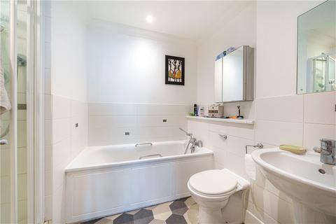 6 Rawlings Close, Beckenham, BR3 3GR