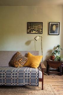 Flat 4, 14 Clapton Terrace, London, E5 9BW