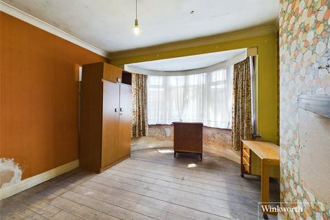 3 bedroom terraced house for sale, Elmcroft Gardens, London NW9