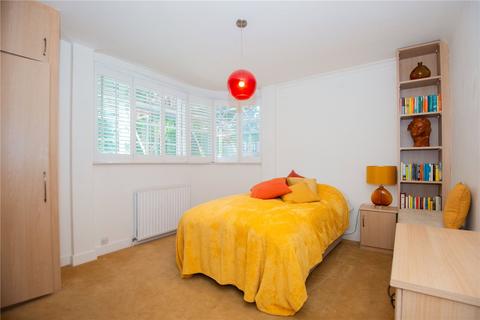 36, Lichfield Court Sheen Road, Richmond, TW9 1AU