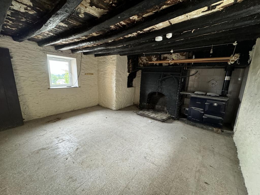 Former Kitchen &amp; Secondary Lounge