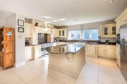 5 bedroom detached house for sale, Woods Grove, Waltham St. Lawrence, Reading, RG10