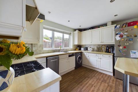 2 bedroom house for sale, Hill Common, Hemel Hempstead