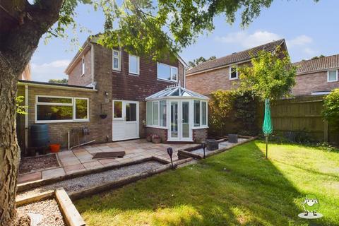 29 Gannet Close, Basingstoke, RG22 5QN