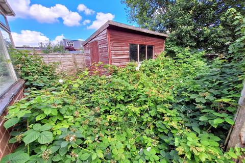 12 Cotswold Avenue, Chadderton, Oldham, OL9 8PJ