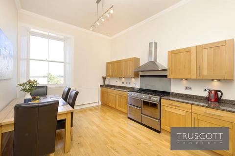 74/1 Craiglea Drive, Edinburgh, EH10 5PH