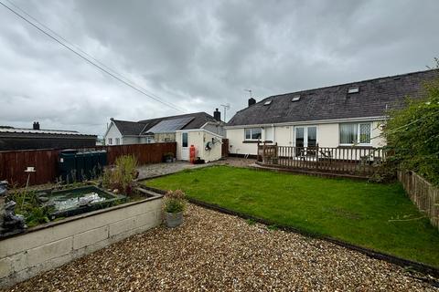 4 bedroom semi-detached bungalow for sale, Llanllwni, Pencader, SA39