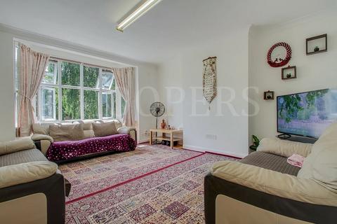 2 bedroom flat for sale, Crest Road, London, NW2