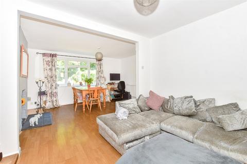 121 Hollow Lane, Dormansland, Lingfield, RH7 6NT