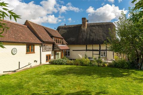 4 bedroom detached house for sale, High Street, Aylesbury HP18