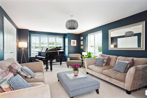 21 Bartone Place, Thame, OX9 3ED