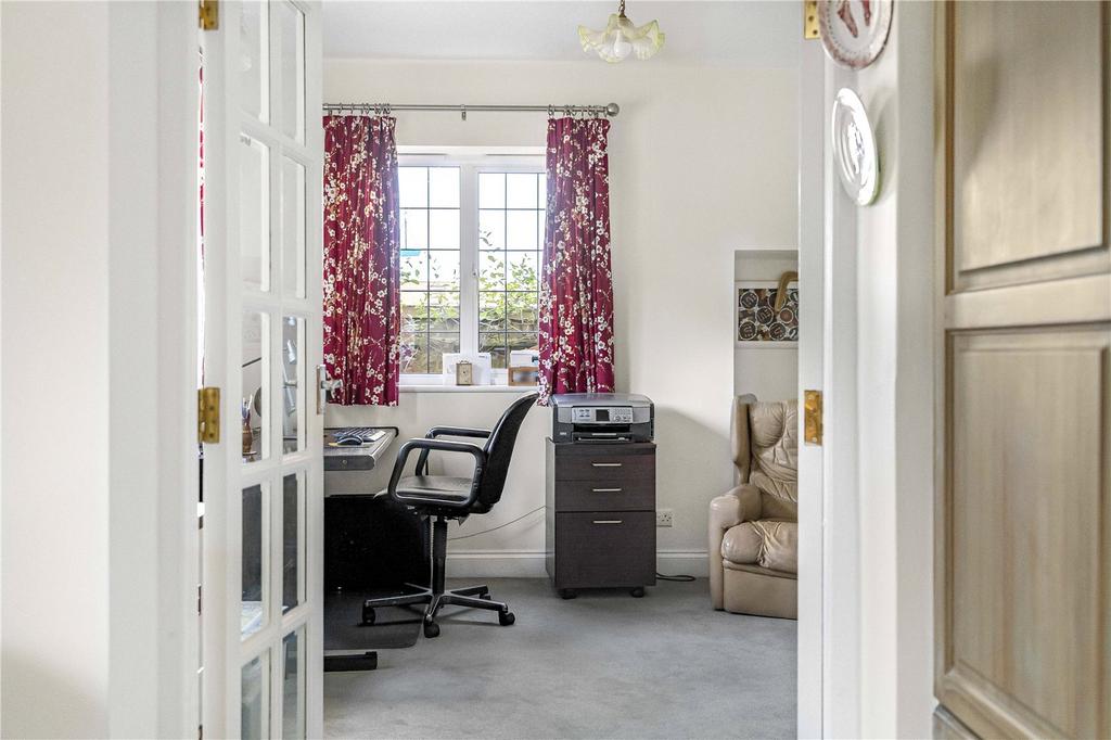 Snug &amp; View Of Study