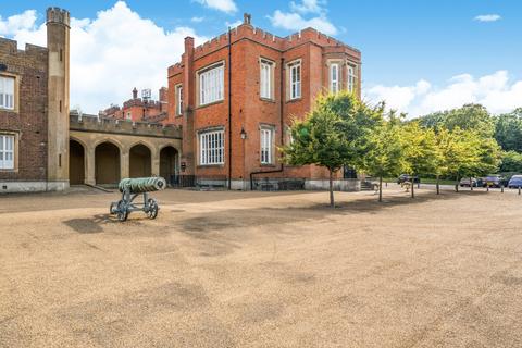 2 bedroom apartment for sale, Parade Ground Path, Shooters Hill, London