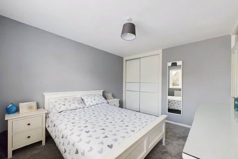 4 Bramhope Close, Worcester, WR4 0BG