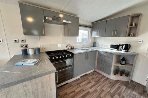 2 bedroom static caravan for sale, New Beach Holiday Park