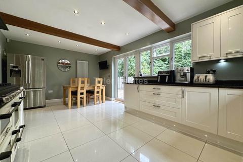 5 bedroom detached house for sale, Hallam Court, Billericay CM12