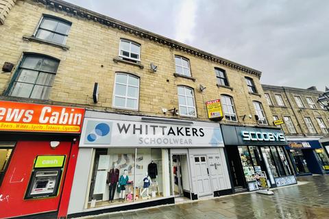 1 bedroom flat to rent, Low Street, Keighley, West Yorkshire, BD21