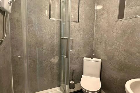 14a Roseway, Leicester, LE4 7GW