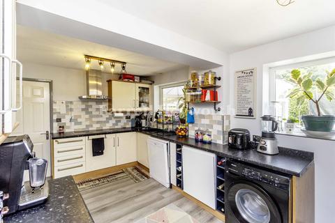 34 Berwick Way, Heysham, Morecambe, LA3 2UB