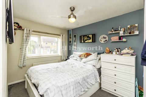34 Berwick Way, Heysham, Morecambe, LA3 2UB