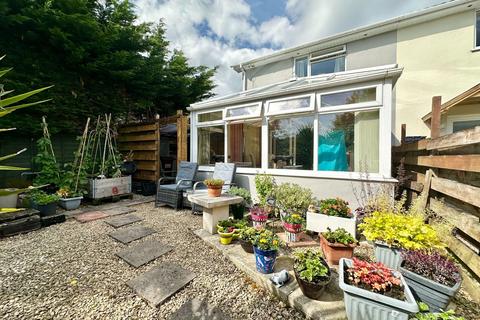 21 Blake Close, Torquay, TQ1 4UJ