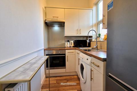 1 bedroom flat for sale, Victoria Road EN4 9PH