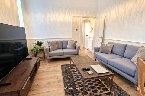 1 bedroom flat for sale, Victoria Road EN4 9PH