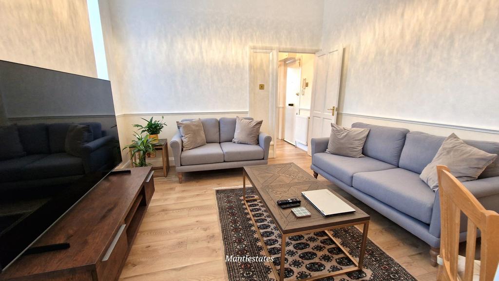 One Bedroom Ground Floor Flat