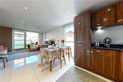 3 bedroom apartment for sale, Atkins Square, Dalston Lane, London, E8