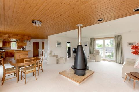 22 Burnbrae, Edinburgh, EH12 8UB