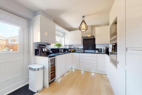 3 Bicester Grove, Hebburn, NE31 1AQ