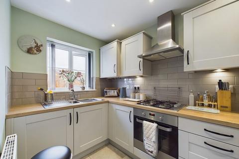 3 bedroom end of terrace house for sale, 63 Highfield Road, Whitby