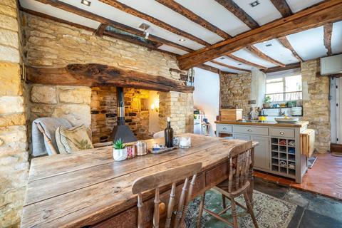 2 bedroom cottage for sale, Bourton On The Hill, Moreton-In-Marsh, GL56