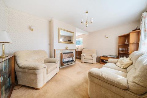 42 Greenway, Chesham, HP5 2BX
