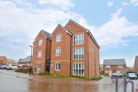 1 bedroom flat for sale, 4 Chinchen Close, East Cowes PO32