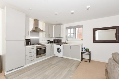 2 bedroom flat for sale, Heath Grove, Herne Bay, Kent