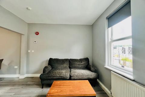 2 bedroom flat to rent, Gibraltar Street, Sheffield S3