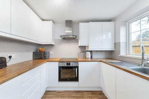 3 bedroom terraced house for sale, Malvern, Cambridge CB1