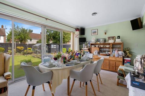 15 Redfern Close, Cambridge, CB4 2DT