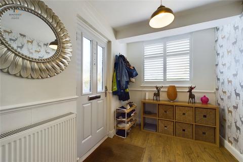 9 Leechcroft Road, Wallington, SM6 7JF