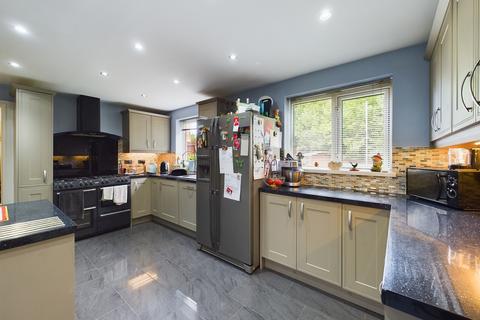 5 bedroom detached house for sale, Coed Y Wenallt, Rhiwbina, Cardiff. CF14