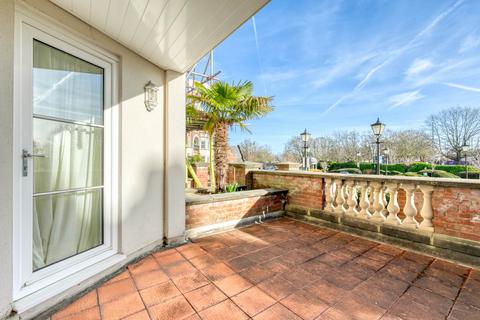 16, Grand Regency Heights Burleigh Road, Ascot, SL5 8FE
