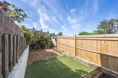 2 bedroom flat for sale, Albion Hill, Brighton, East Sussex, BN2