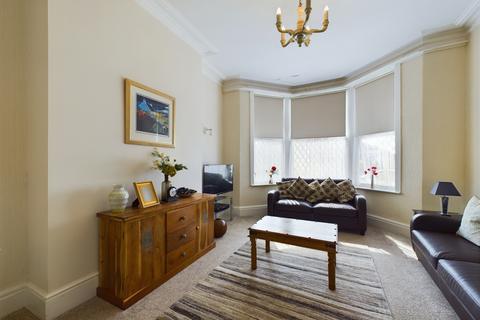 2 bedroom apartment for sale, St. Leonards Road West,  Lytham St. Annes, FY8