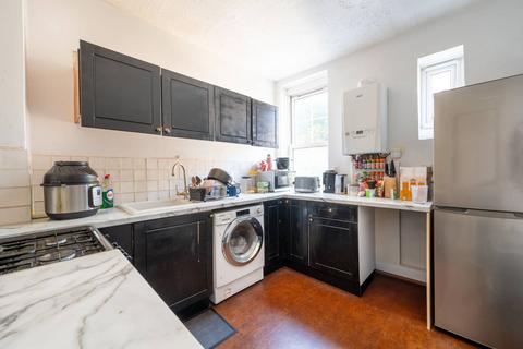 2 bedroom flat for sale, Southern Row, Ladbroke Grove, London, W10