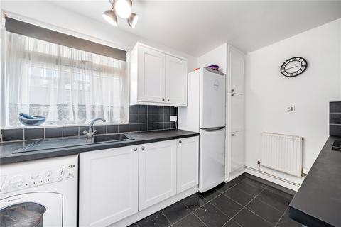 1 bedroom apartment for sale, Thorburn Square, London SE1