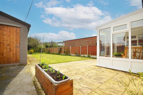 2 bedroom bungalow for sale, Carmen Avenue, Shrewsbury