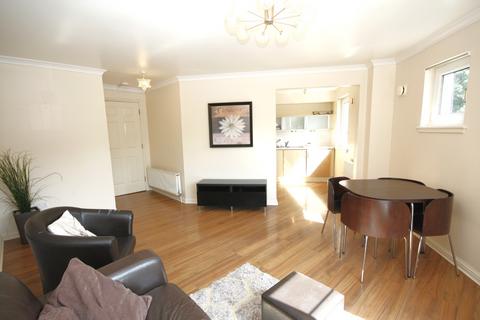 2 bedroom flat to rent, Duddingston Park South, Duddingston, Edinburgh, EH15