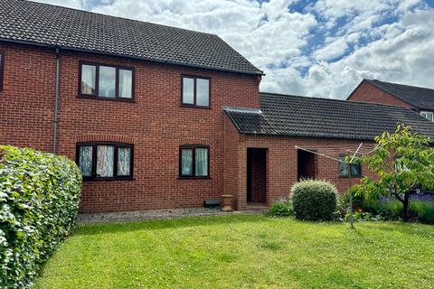 2 bedroom flat for sale, Hillary Drive, Hereford, HR4